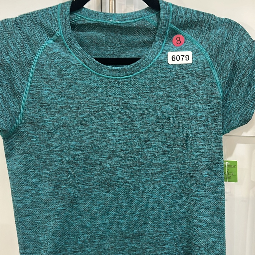 (6079) Lululemon Run: Swiftly Tech Short Sleeve C… - image 6